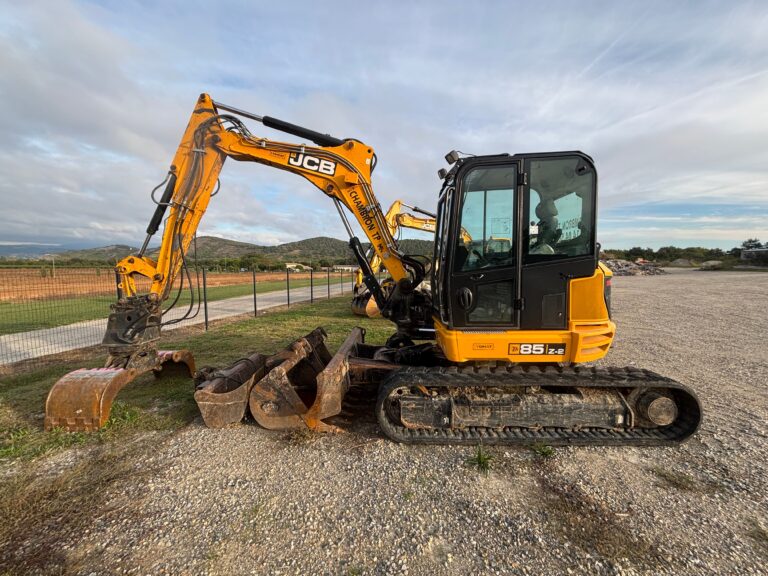 Pelle JCB 85Z2