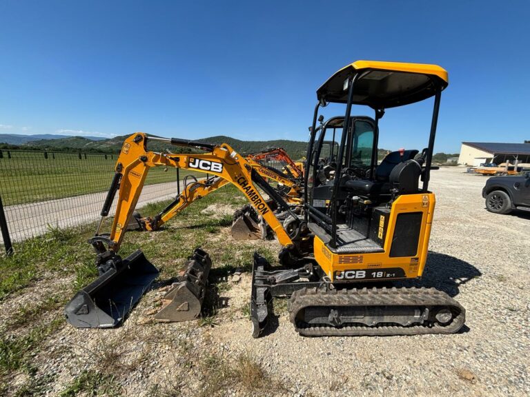 Mini-pelle JCB 18Z1